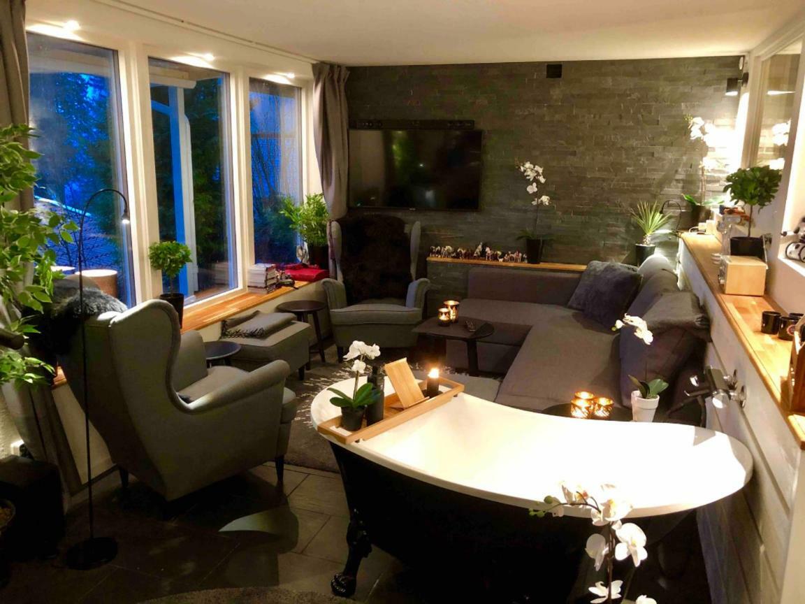 Lovely Studio Apartment Seaview & Private Sauna Lerum Exteriér fotografie