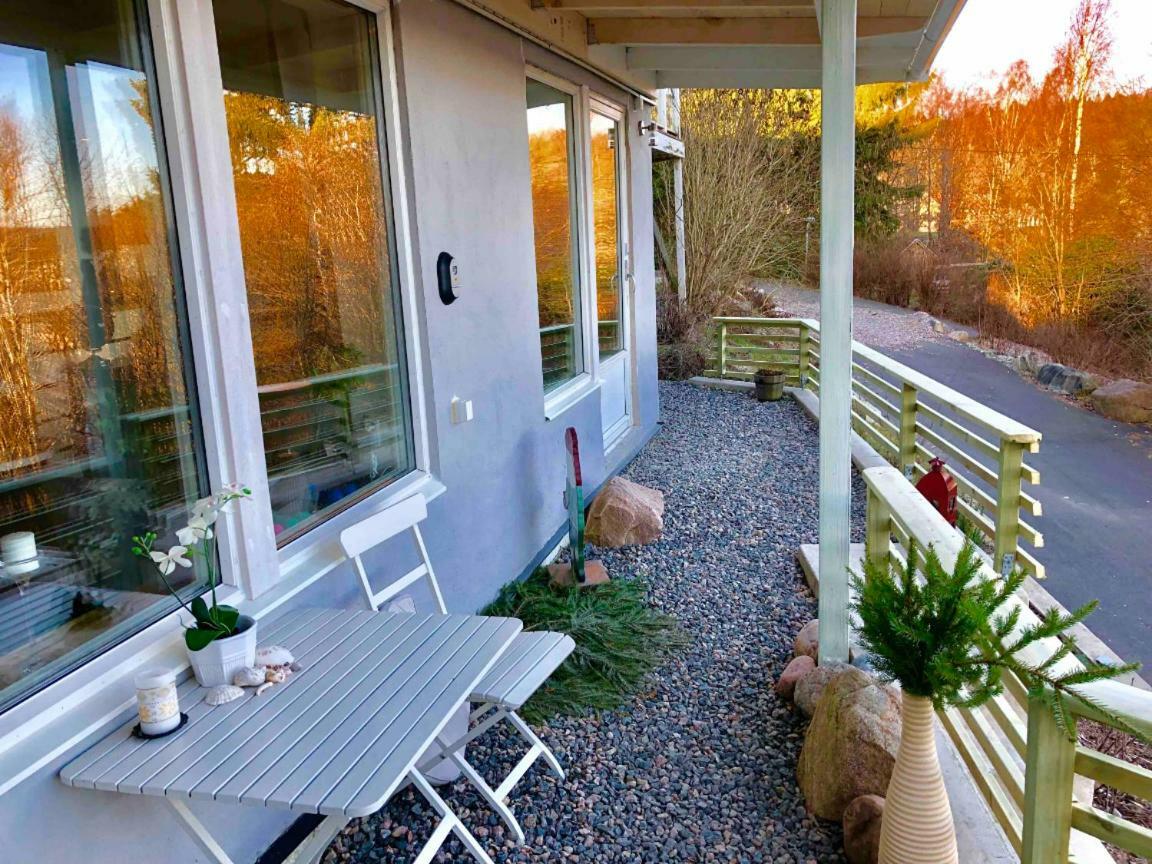 Lovely Studio Apartment Seaview & Private Sauna Lerum Exteriér fotografie